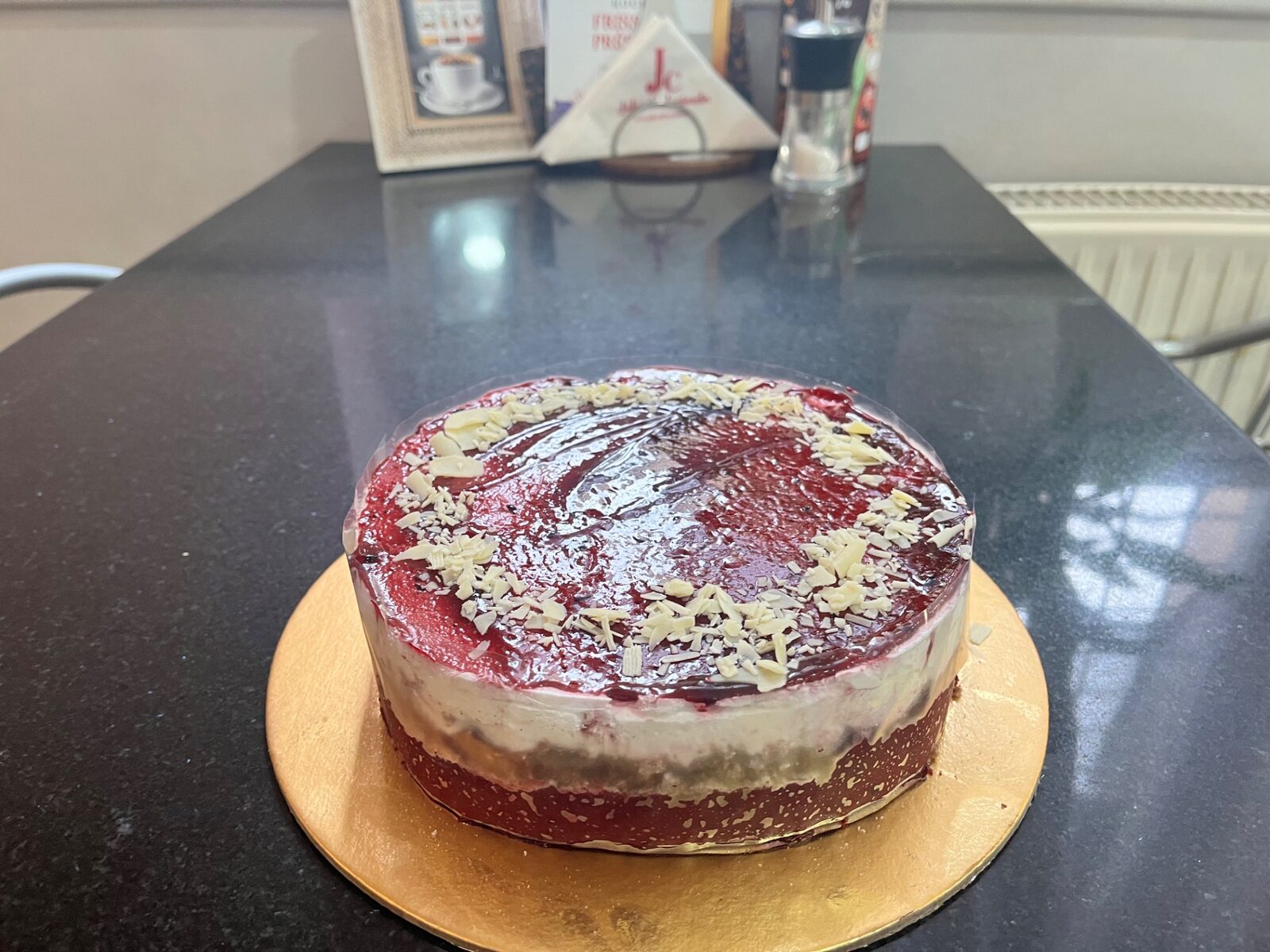 Áfonyás krém túró torta